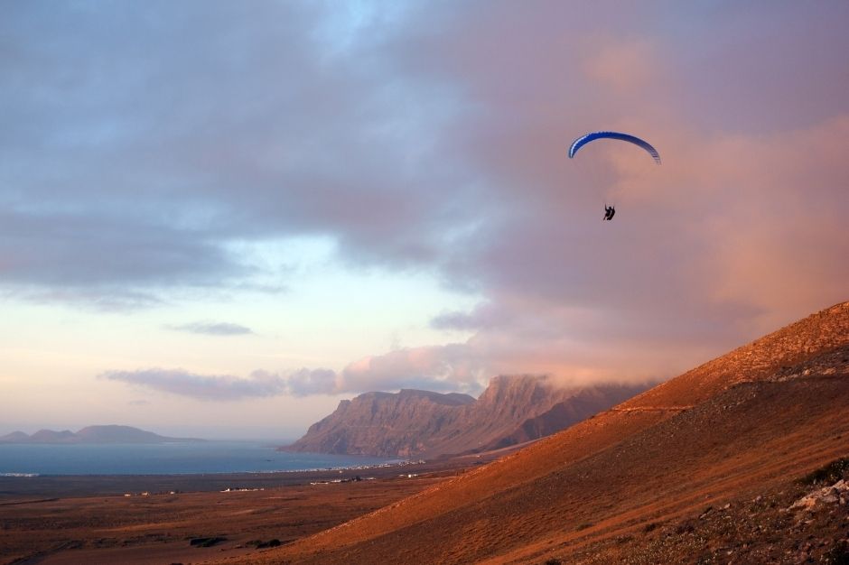 Paragliding in Lanzarote